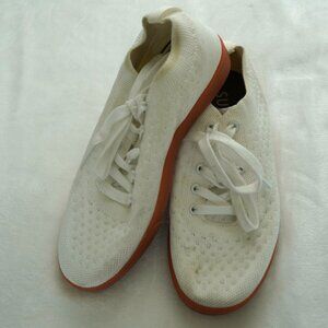 SUAVS The Zilker Knit Sneakers White Gum Sole Womens 5 EU 36